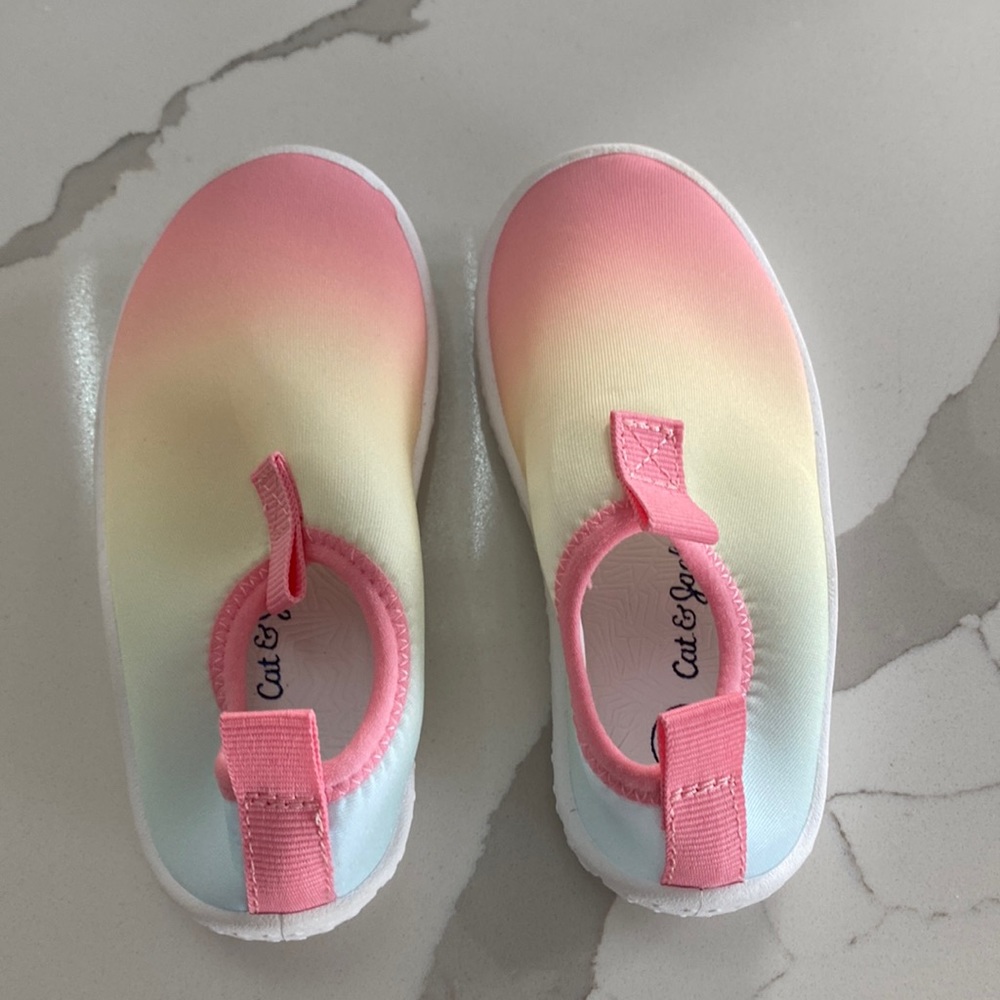 NWOT - CAT & JACK Water Shoes
